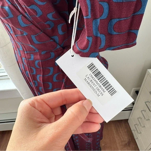 REFORMATION Laurent Dress size M New - Picture 10 of 10